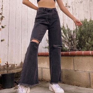 cece hammer wide leg knee rip jeans black denim